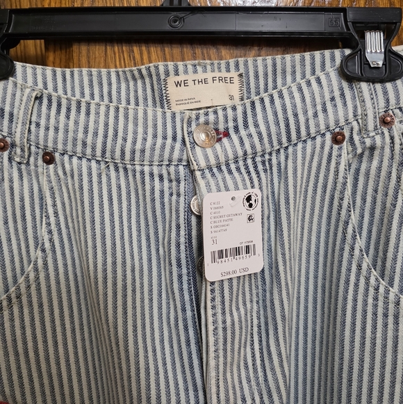 NWT WE THE FREE Lost And Found Boyfriend Jeans Size 31 - Picture 7 of 12